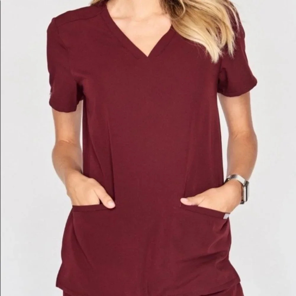 Figs‎ Burgundy Casma 3-Pocket Scrub Top-Small